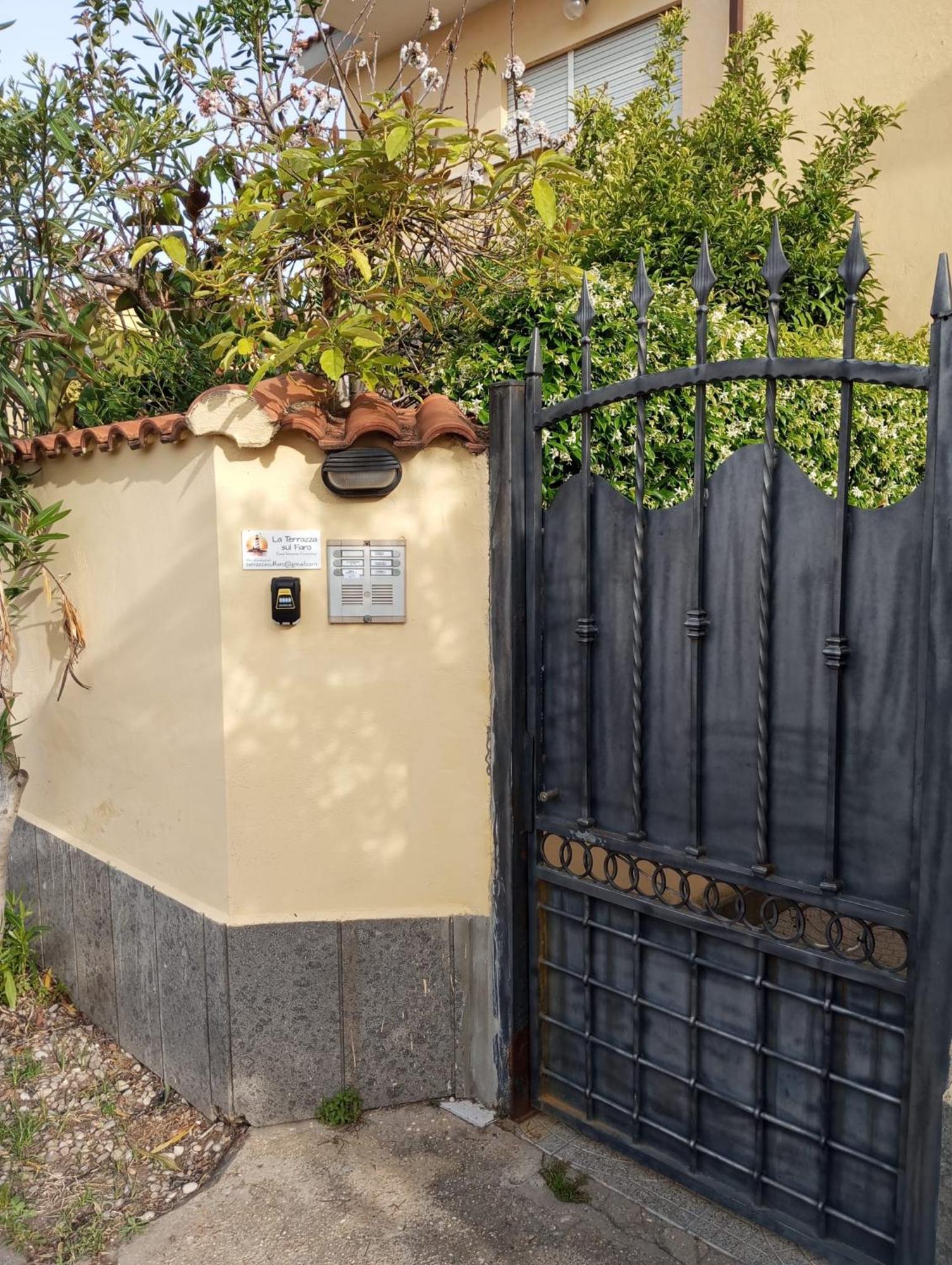Apartamento La Terrazza Sul Faro Fiumicino Exterior foto